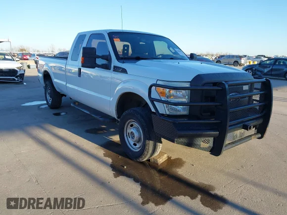 ✅ 2012 Ford F-250 XL • VIN: 1FT7X2B65CEA44848 • Lot: 44058673. Wystawiony na IAAI z przebiegiem 158 058 mil. Bezpłatny archiwum sprzedaży aukcyjnych z USA i szczegółowy raport historii pojazdu na DreamBid. Zdjęcie 1.