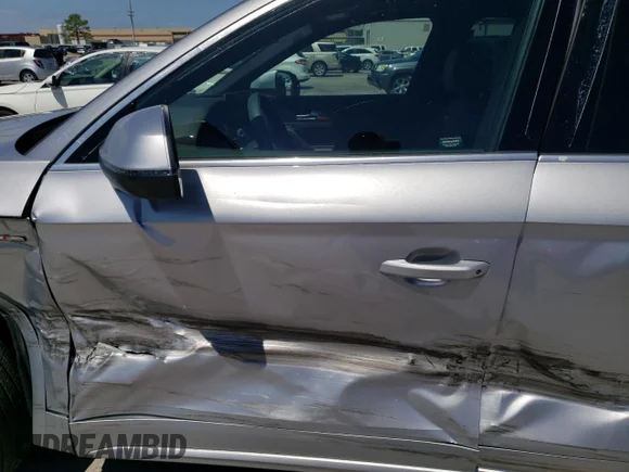✅ 2022 Audi Q5 S line Premium Plus • VIN: WA1EAAFY5N2097109 • Лот: 66209573. Опубликован ранее на Copart с пробегом 14 298 миль. Бесплатный доступ к архиву аукционных продаж из США и подробный отчёт об истории автомобиля на DreamBid. Изображение 7.