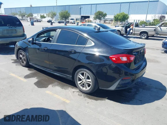 ✅ 2016 Chevrolet Cruze LT • VIN: 1G1BE5SM5G7290656 • Лот: 45420533. Опубліковано раніше на IAAI з пробігом 151 625 миль. Безкоштовний доступ до архіву аукціонних продажів зі США та докладний звіт про історію автомобіля на DreamBid. Зображення 3.