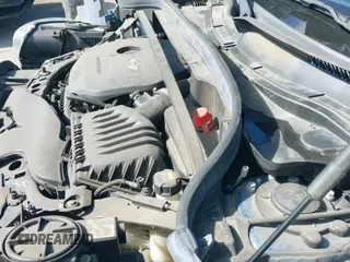 ✅ 2018 MINI Countryman Cooper • VIN: WMZYS7C30J3E07458 • Lot: 43508687. Wystawiony na IAAI z przebiegiem 50 915 mil. Bezpłatny archiwum sprzedaży aukcyjnych z USA i szczegółowy raport historii pojazdu na DreamBid. Zdjęcie 19.