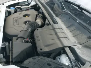 ✅ 2015 Land Rover Range Rover Evoque Pure Plus • VIN: SALVP1BG8FH007265 • Лот: 41532151. Опубликован ранее на IAAI с пробегом 32 311 миль. Бесплатный доступ к архиву аукционных продаж из США и подробный отчёт об истории автомобиля на DreamBid. Изображение 20.