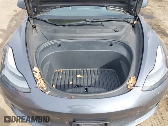 ✅ 2021 Tesla Model 3 Standard Range Plus • VIN: 5YJ3E1EA8MF918284 • Lot: 44166851. Wystawiony na IAAI z przebiegiem 63 605 mil. Bezpłatny archiwum sprzedaży aukcyjnych z USA i szczegółowy raport historii pojazdu na DreamBid. Zdjęcie 10.