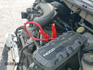 ✅ 2018 Ford Transit • VIN: 1FTYR1CM3JKB05523 • Лот: 41918124. Опубликован ранее на IAAI с пробегом 207 984 миль. Бесплатный доступ к архиву аукционных продаж из США и подробный отчёт об истории автомобиля на DreamBid. Изображение 22.