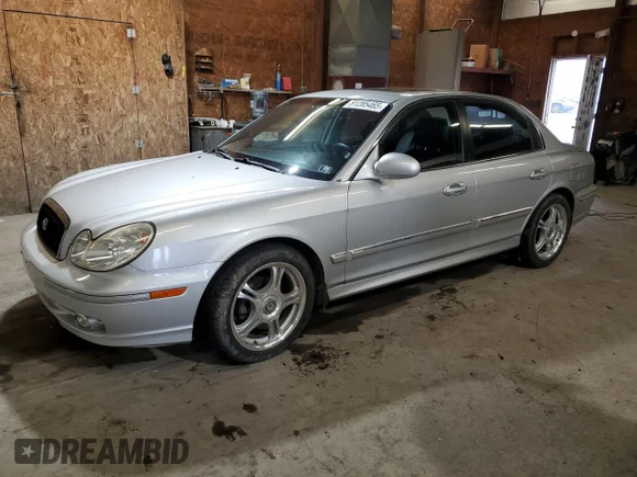 ✅ 2002 Hyundai Sonata GLS • VIN: KMHWF35HX2A568421 • Lot: 81285465. Listed on Copart with 65,607 mi. Free auction sales archive from the USA and detailed vehicle history report at DreamBid. Image 1.