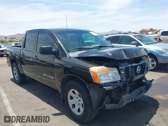 ✅ 2014 Nissan Titan S • VIN: 1N6AA0EK7EN507576 • Lot: 45152450. Wystawiony na IAAI z przebiegiem 199 341 mil. Bezpłatny archiwum sprzedaży aukcyjnych z USA i szczegółowy raport historii pojazdu na DreamBid. Zdjęcie 1.