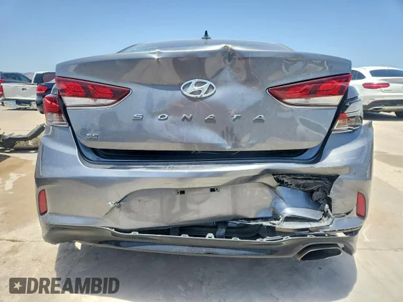 ✅ 2019 Hyundai Sonata SE • VIN: 5NPE24AF6KH765391 • Lot: 59198526. Wystawiony na Copart z przebiegiem 111 820 mil. Bezpłatny archiwum sprzedaży aukcyjnych z USA i szczegółowy raport historii pojazdu na DreamBid. Zdjęcie 6.