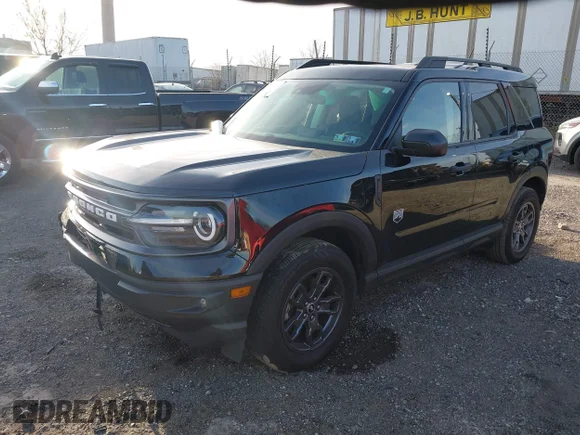✅ 2022 Ford Bronco Sport Big Bend • VIN: 3FMCR9B63NRE16765 • Lot: 43904919. Wystawiony na IAAI z przebiegiem 48 672 mil. Bezpłatny archiwum sprzedaży aukcyjnych z USA i szczegółowy raport historii pojazdu na DreamBid. Zdjęcie 2.
