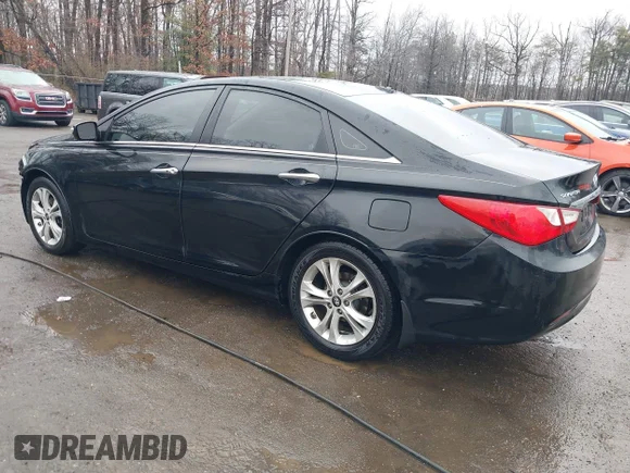 ✅ 2013 Hyundai Sonata SE • VIN: 5NPEC4AC5DH611762 • Lot: 44391916. Wystawiony na IAAI z przebiegiem 165 577 mil. Bezpłatny archiwum sprzedaży aukcyjnych z USA i szczegółowy raport historii pojazdu na DreamBid. Zdjęcie 3.