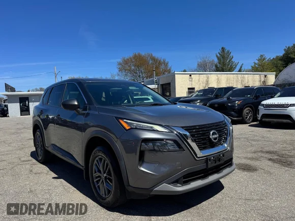 ✅ 2022 Nissan Rogue S • VIN: 5N1BT3AA4NC681600 • Lot: 45111995. Wystawiony na IAAI z przebiegiem 226 284 mil. Bezpłatny archiwum sprzedaży aukcyjnych z USA i szczegółowy raport historii pojazdu na DreamBid. Zdjęcie 1.
