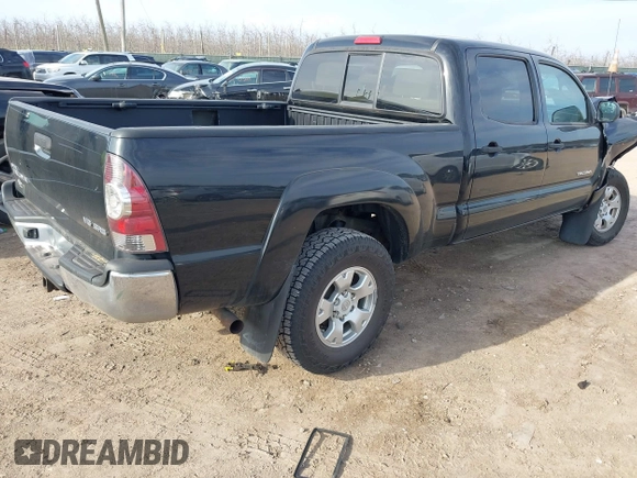 ✅ 2011 Toyota Tacoma • VIN: 3TMMU4FN5BM028103 • Lot: 44715728. Wystawiony na IAAI z przebiegiem 210 972 mil. Bezpłatny archiwum sprzedaży aukcyjnych z USA i szczegółowy raport historii pojazdu na DreamBid. Zdjęcie 4.