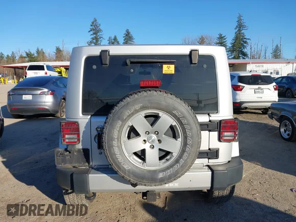 ✅ 2011 Jeep Wrangler Unlimited Sahara • VIN: 1J4BA5H16BL559354 • Lot: 44385338. Wystawiony na IAAI z przebiegiem 207 472 mil. Bezpłatny archiwum sprzedaży aukcyjnych z USA i szczegółowy raport historii pojazdu na DreamBid. Zdjęcie 6.