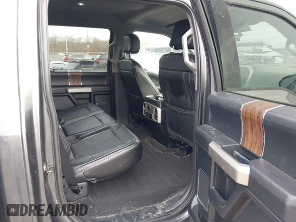 ✅ 2020 Ford F-150 XLT • VIN: 1FTEW1E47LFA03727 • Lot: 44091083. Wystawiony na IAAI z przebiegiem 126 061 mil. Bezpłatny archiwum sprzedaży aukcyjnych z USA i szczegółowy raport historii pojazdu na DreamBid. Zdjęcie 8.