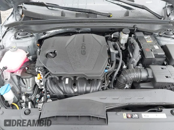 ✅ 2025 Kia K5 GT-Line • VIN: KNAG64J75S5289427 • Лот: 42203651. Опубліковано раніше на IAAI з пробігом 9 815 миль. Безкоштовний доступ до архіву аукціонних продажів зі США та докладний звіт про історію автомобіля на DreamBid. Зображення 10.