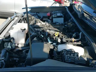 ✅ 2025 Toyota 4Runner SR5 • VIN: JTEVA5BR6S5008228 • Lot: 42299583. Wystawiony na IAAI z przebiegiem 1 227 mil. Bezpłatny archiwum sprzedaży aukcyjnych z USA i szczegółowy raport historii pojazdu na DreamBid. Zdjęcie 20.