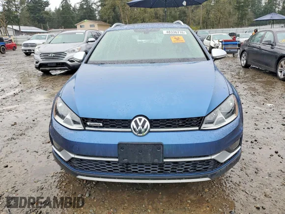 ✅ 2017 Volkswagen Golf S • VIN: 3VWH17AU8HM515828 • Лот: 48336716. Опубликован ранее на Copart с пробегом Не указан. Бесплатный доступ к архиву аукционных продаж из США и подробный отчёт об истории автомобиля на DreamBid. Изображение 5.