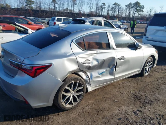 ✅ 2019 Acura ILX Premium • VIN: 19UDE2F74KA004800 • Lot: 44517081. Wystawiony na IAAI z przebiegiem 60 393 mil. Bezpłatny archiwum sprzedaży aukcyjnych z USA i szczegółowy raport historii pojazdu na DreamBid. Zdjęcie 4.