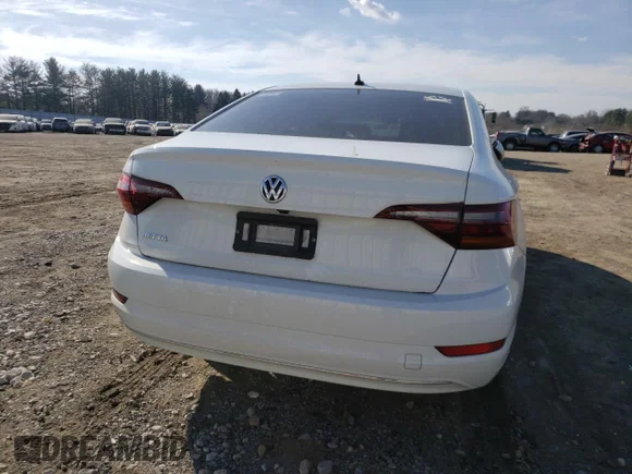 ✅ 2019 Volkswagen Jetta S • VIN: 3VWC57BU8KM061939 • Lot: 40307013. Wystawiony na Copart z przebiegiem 53 604 mil. Bezpłatny archiwum sprzedaży aukcyjnych z USA i szczegółowy raport historii pojazdu na DreamBid. Zdjęcie 6.