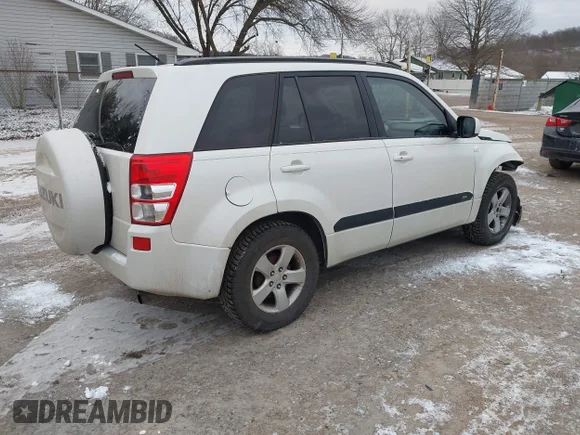 ✅ 2007 Suzuki Grand Vitara XSport • VIN: JS3TE944274201158 • Лот: 44129119. Опубліковано раніше на IAAI з пробігом 208 019 миль. Безкоштовний доступ до архіву аукціонних продажів зі США та докладний звіт про історію автомобіля на DreamBid. Зображення 4.