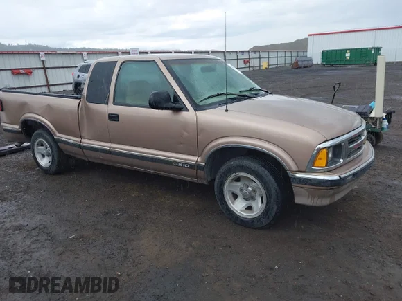 ✅ 1996 Chevrolet S-10 LS • VIN: 1GCCS19X2T8222106 • Lot: 42262367. Listed on IAAI with 103,976 mi. Free auction sales archive from the USA and detailed vehicle history report at DreamBid. Image 1.