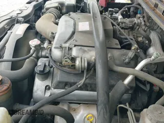 ✅ 2006 Suzuki XL7 • VIN: JS3TY92V264101711 • Lot: 42612375. Wystawiony na IAAI z przebiegiem 227 172 mil. Bezpłatny archiwum sprzedaży aukcyjnych z USA i szczegółowy raport historii pojazdu na DreamBid. Zdjęcie 12.