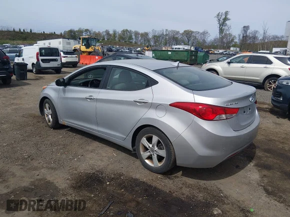 ✅ 2011 Hyundai Elantra GLS • VIN: KMHDH4AE3BU132298 • Lot: 44817342. Wystawiony na IAAI z przebiegiem Nie podano. Bezpłatny archiwum sprzedaży aukcyjnych z USA i szczegółowy raport historii pojazdu na DreamBid. Zdjęcie 3.