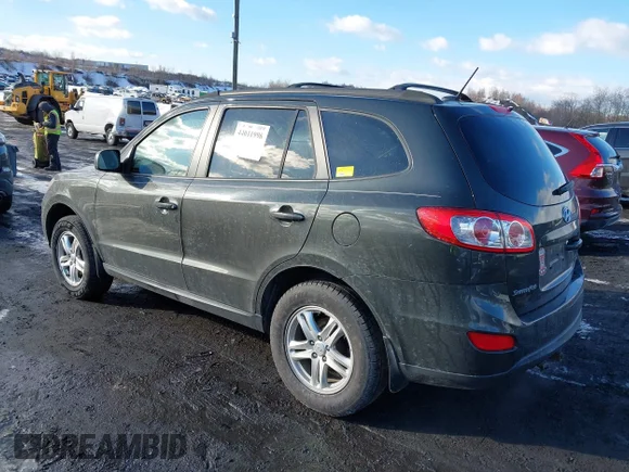 ✅ 2012 Hyundai Santa Fe GLS • VIN: 5XYZGDAB3CG104622 • Lot: 44011996. Listed on IAAI with 156,452 mi. Free auction sales archive from the USA and detailed vehicle history report at DreamBid. Image 3.