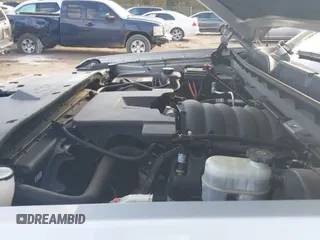 ✅ 2019 Chevrolet Silverado 1500 LT • VIN: 2GCRCPEC6K1155556 • Lot: 43700785. Wystawiony na IAAI z przebiegiem 111 172 mil. Bezpłatny archiwum sprzedaży aukcyjnych z USA i szczegółowy raport historii pojazdu na DreamBid. Zdjęcie 22.