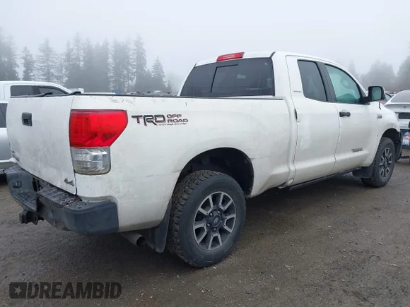 ✅ 2008 Toyota Tundra • VIN: 5TFBV54168X082572 • Lot: 44012740. Wystawiony na IAAI z przebiegiem 198 090 mil. Bezpłatny archiwum sprzedaży aukcyjnych z USA i szczegółowy raport historii pojazdu na DreamBid. Zdjęcie 4.
