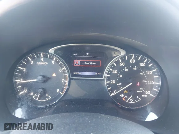 ✅ 2018 Nissan Altima SL • VIN: 1N4AL3AP5JC119838 • Lot: 44345343. Listed on IAAI with 303,750 mi. Free auction sales archive from the USA and detailed vehicle history report at DreamBid. Image 7.