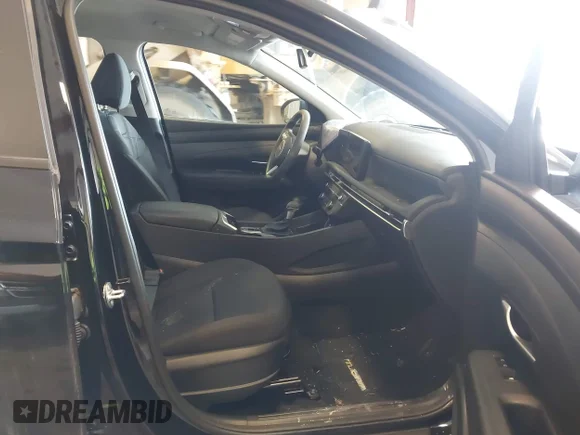 ✅ 2025 Hyundai Tucson SE • VIN: 5NMJACDE0SH491861 • Lot: 44344650. Wystawiony na IAAI z przebiegiem 11 705 mil. Bezpłatny archiwum sprzedaży aukcyjnych z USA i szczegółowy raport historii pojazdu na DreamBid. Zdjęcie 5.