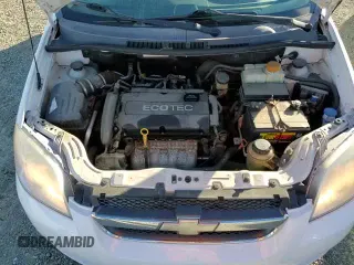 2010 Chevrolet Aveo 1LT z VIN KL1TD5DE6AB101335, wystawiony jako Copart lot #83634594 z przebiegiem 118 386 mil mil oraz Szkoda całkowita • Salvage title. Historia ofert i sprzedaży dostępna na DreamBid. Obrazek 13.