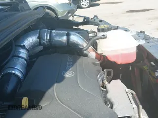 ✅ 2018 Buick Encore Essence • VIN: KL4CJGSM1JB606054 • Lot: 42575053. Wystawiony na IAAI z przebiegiem 25 381 mil. Bezpłatny archiwum sprzedaży aukcyjnych z USA i szczegółowy raport historii pojazdu na DreamBid. Zdjęcie 19.