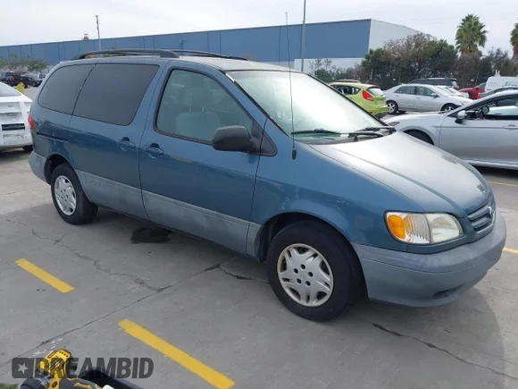✅ 2002 Toyota Sienna CE • VIN: 4T3ZF19C22U478198 • Lot: 44351891. Listed on IAAI with Not provided. Free auction sales archive from the USA and detailed vehicle history report at DreamBid. Image 1.