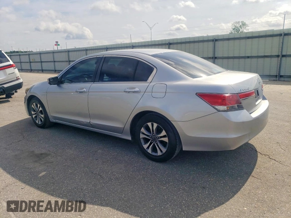 ✅ 2012 Honda Accord LX • VIN: 1HGCP2F37CA121694 • Lot: 49532756. Wystawiony na Copart z przebiegiem 111 826 mil. Bezpłatny archiwum sprzedaży aukcyjnych z USA i szczegółowy raport historii pojazdu na DreamBid. Zdjęcie 2.