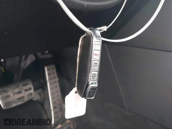 ✅ 2024 Kia Sportage X-Pro Prestige • VIN: 5XYK7CDF2RG230442 • Lot: 42119490. Listed on IAAI with 6,477 mi. Free auction sales archive from the USA and detailed vehicle history report at DreamBid. Image 11.