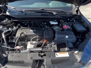 ✅ 2019 Honda CR-V LX • VIN: 2HKRW6H36KH209837 • Lot: 93778435. Listed on Copart with 77,658 mi. Free auction sales archive from the USA and detailed vehicle history report at DreamBid. Image 11.