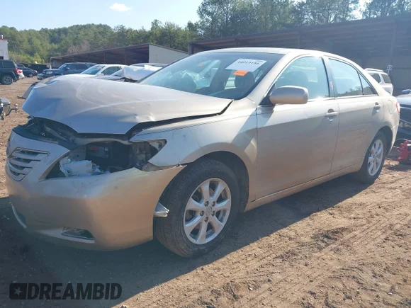 ✅ 2008 Toyota Camry XLE • VIN: 4T1BE46K28U251709 • Lot: 44019186. Wystawiony na IAAI z przebiegiem 363 051 mil. Bezpłatny archiwum sprzedaży aukcyjnych z USA i szczegółowy raport historii pojazdu na DreamBid. Zdjęcie 2.
