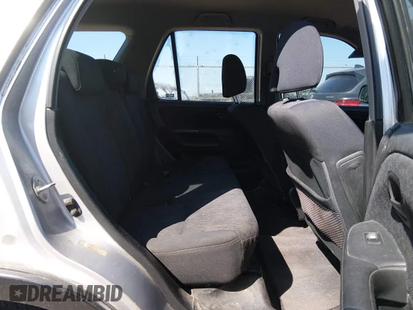 ✅ 2006 Honda CR-V LX • VIN: JHLRD68586C022868 • Lot: 44662357. Wystawiony na IAAI z przebiegiem 132 648 mil. Bezpłatny archiwum sprzedaży aukcyjnych z USA i szczegółowy raport historii pojazdu na DreamBid. Zdjęcie 8.