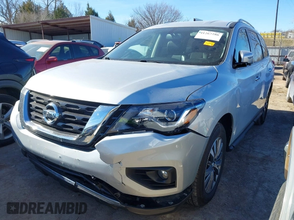 ✅ 2018 Nissan Pathfinder SV • VIN: 5N1DR2MM3JC611488 • Lot: 41267286. Wystawiony na IAAI z przebiegiem 43 863 mil. Bezpłatny archiwum sprzedaży aukcyjnych z USA i szczegółowy raport historii pojazdu na DreamBid. Zdjęcie 2.