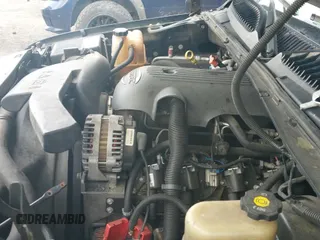 2002 Chevrolet Tahoe LS z VIN 1GNEC13Z32J231413, wystawiony jako IAAI lot #42144130 z przebiegiem 286 759 mil mil oraz . Historia ofert i sprzedaży dostępna na DreamBid. Obrazek 12.