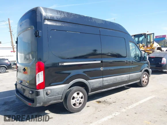 ✅ 2017 Ford Transit • VIN: 1FTYR2XM7HKB54668 • Лот: 44331398. Опубліковано раніше на IAAI з пробігом 94 962 миль. Безкоштовний доступ до архіву аукціонних продажів зі США та докладний звіт про історію автомобіля на DreamBid. Зображення 4.