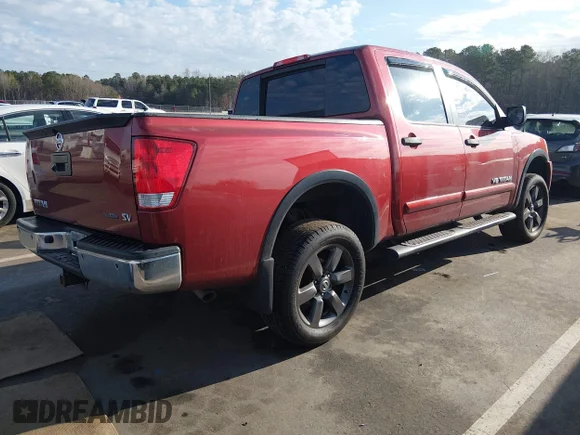 ✅ 2015 Nissan Titan SV • VIN: 1N6BA0EDXFN508762 • Lot: 44550791. Wystawiony na IAAI z przebiegiem 201 307 mil. Bezpłatny archiwum sprzedaży aukcyjnych z USA i szczegółowy raport historii pojazdu na DreamBid. Zdjęcie 4.