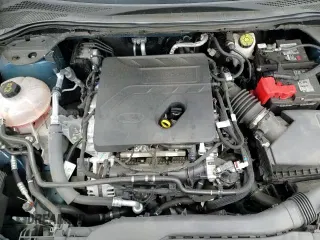 ✅ 2020 Ford Escape SE • VIN: 1FMCU9G64LUA83537 • Lot: 58823825. Wystawiony na Copart z przebiegiem 28 609 mil. Bezpłatny archiwum sprzedaży aukcyjnych z USA i szczegółowy raport historii pojazdu na DreamBid. Zdjęcie 16.