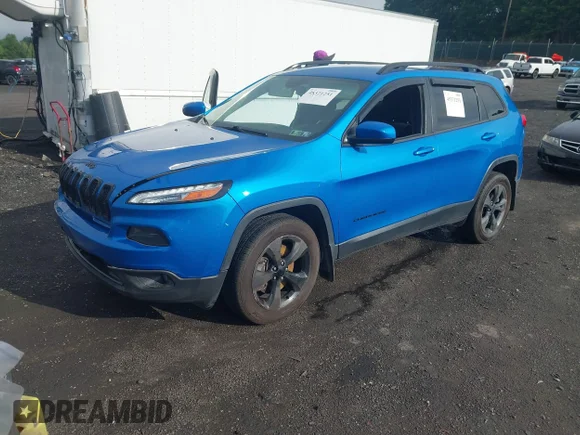 ✅ 2018 Jeep Cherokee Latitude • VIN: 1C4PJMCX9JD546799 • Lot: 45371251. Wystawiony na IAAI z przebiegiem 56 252 mil. Bezpłatny archiwum sprzedaży aukcyjnych z USA i szczegółowy raport historii pojazdu na DreamBid. Zdjęcie 2.