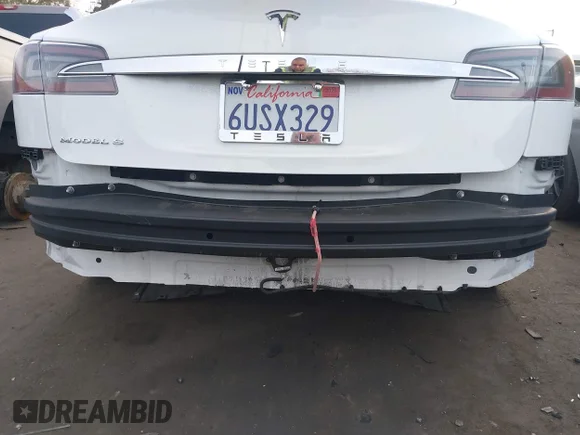 ✅ 2012 Tesla Model S Performance • VIN: 5YJSA1DP0CFS00675 • Лот: 44162263. Опубліковано раніше на IAAI з пробігом 63 519 миль. Безкоштовний доступ до архіву аукціонних продажів зі США та докладний звіт про історію автомобіля на DreamBid. Зображення 6.