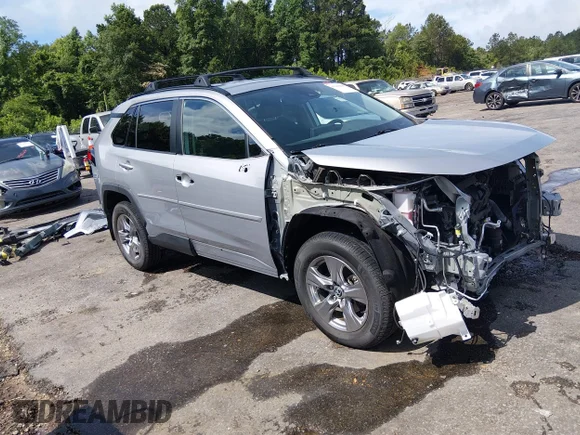 ✅ 2022 Toyota RAV4 XLE • VIN: 2T3P1RFV3NC274686 • Лот: 45183896. Опубліковано раніше на IAAI з пробігом 74 551 миль. Безкоштовний доступ до архіву аукціонних продажів зі США та докладний звіт про історію автомобіля на DreamBid. Зображення 1.