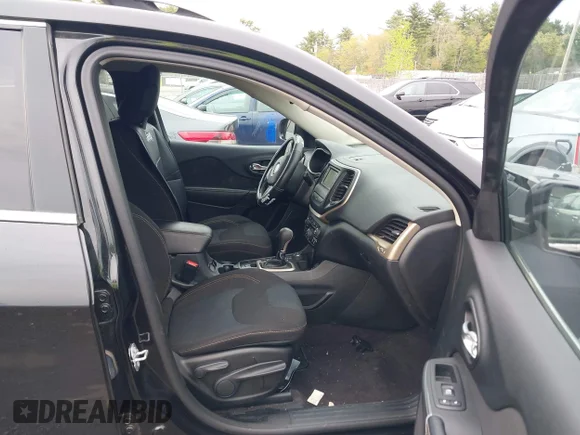 ✅ 2016 Jeep Cherokee Latitude • VIN: 1C4PJMCS9GW259366 • Лот: 45103762. Опубліковано раніше на IAAI з пробігом Не вказано. Безкоштовний доступ до архіву аукціонних продажів зі США та докладний звіт про історію автомобіля на DreamBid. Зображення 5.