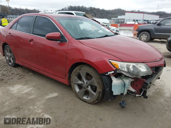 ✅ 2012 Toyota Camry SE • VIN: 4T1BF1FK7CU625395 • Lot: 44589859. Wystawiony na IAAI z przebiegiem 149 303 mil. Bezpłatny archiwum sprzedaży aukcyjnych z USA i szczegółowy raport historii pojazdu na DreamBid. Zdjęcie 1.