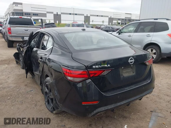 ✅ 2024 Nissan Sentra SV • VIN: 3N1AB8CV2RY323427 • Lot: 45008165. Wystawiony na IAAI z przebiegiem 37 482 mil. Bezpłatny archiwum sprzedaży aukcyjnych z USA i szczegółowy raport historii pojazdu na DreamBid. Zdjęcie 3.