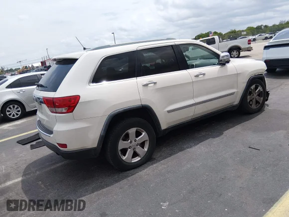 ✅ 2011 Jeep Grand Cherokee Limited • VIN: 1J4RR5GG9BC580695 • Lot: 45084237. Wystawiony na IAAI z przebiegiem 106 373 mil. Bezpłatny archiwum sprzedaży aukcyjnych z USA i szczegółowy raport historii pojazdu na DreamBid. Zdjęcie 4.
